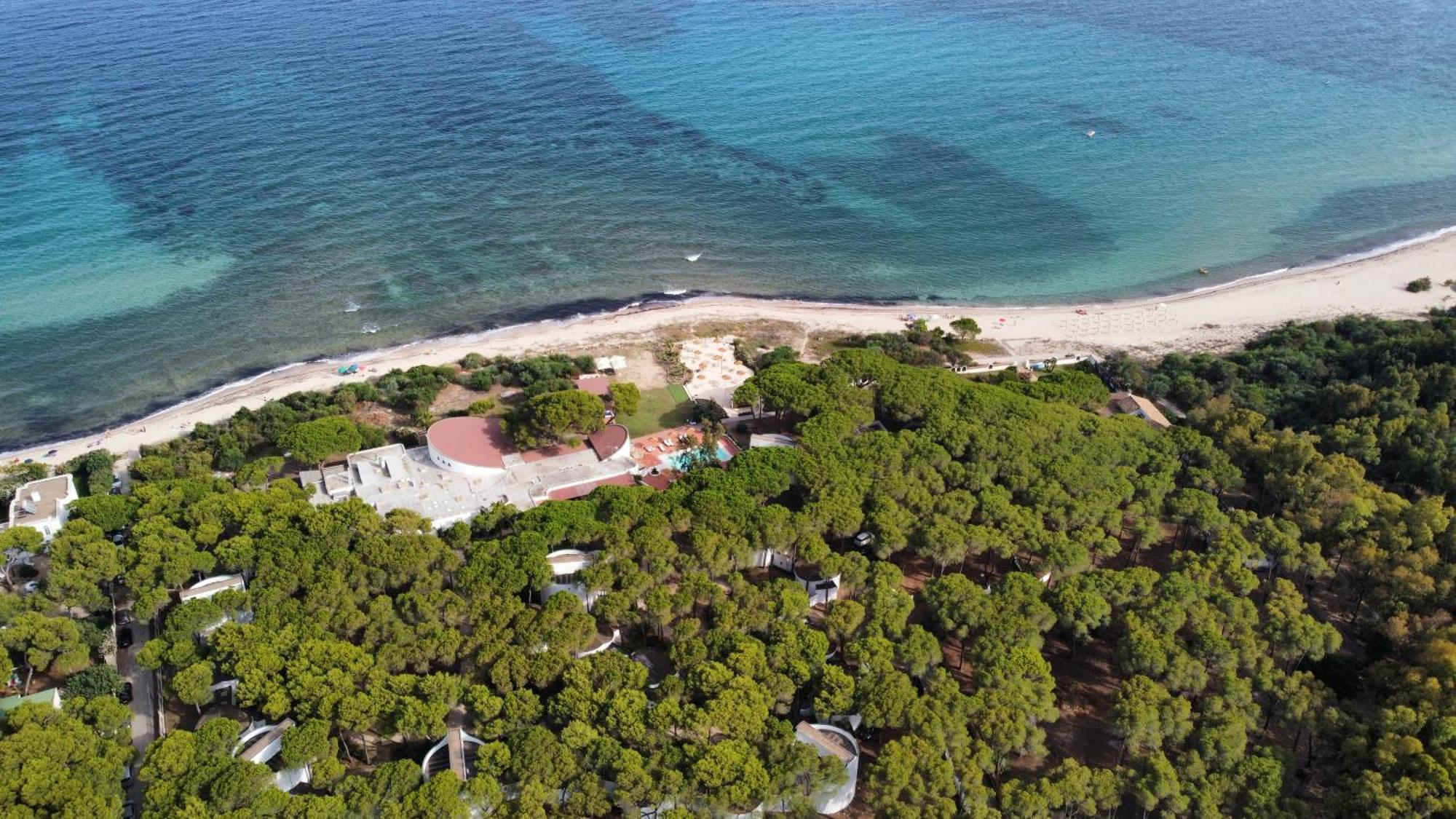 Hotel Mare Pineta Santa Margherita di Pula Kültér fotó
